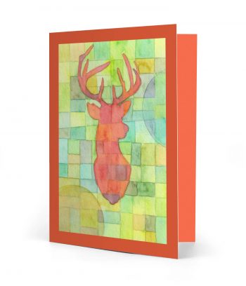 Vorderseite einer gedruckten grün-roten Weihnachtskarte mit dem Motiv "roter Hirsch" und einem roten Rahmen. Bild ist ein Aquarell.